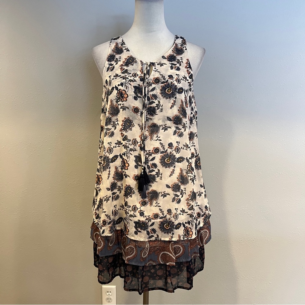 Xhilaration Floral‎ Sleeveless a-line mini Dress with Tassel size medium